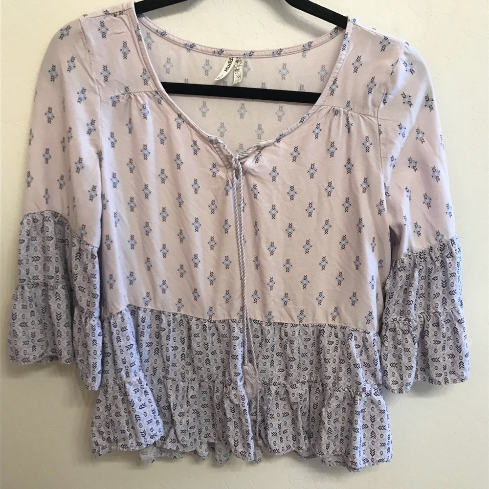 Flowy long sleeve blouse